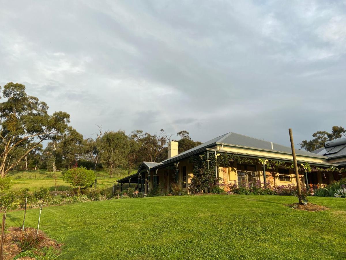 Battunga Cottages Watervale Buitenkant foto